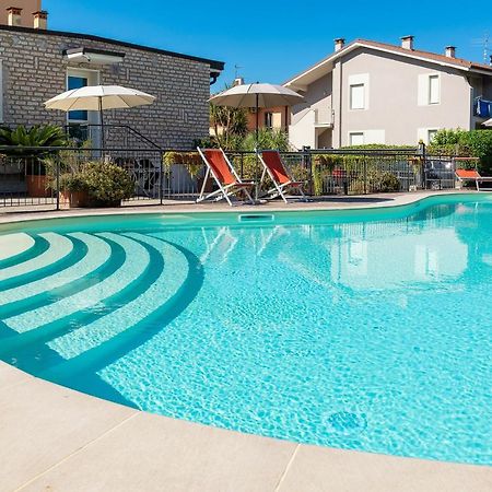 Residence Campana Бардолино Экстерьер фото